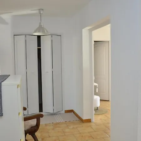 Les Oiseaux Apartment *